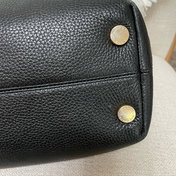 Michael Kors Jet Set Bag - Picture 5 of 16